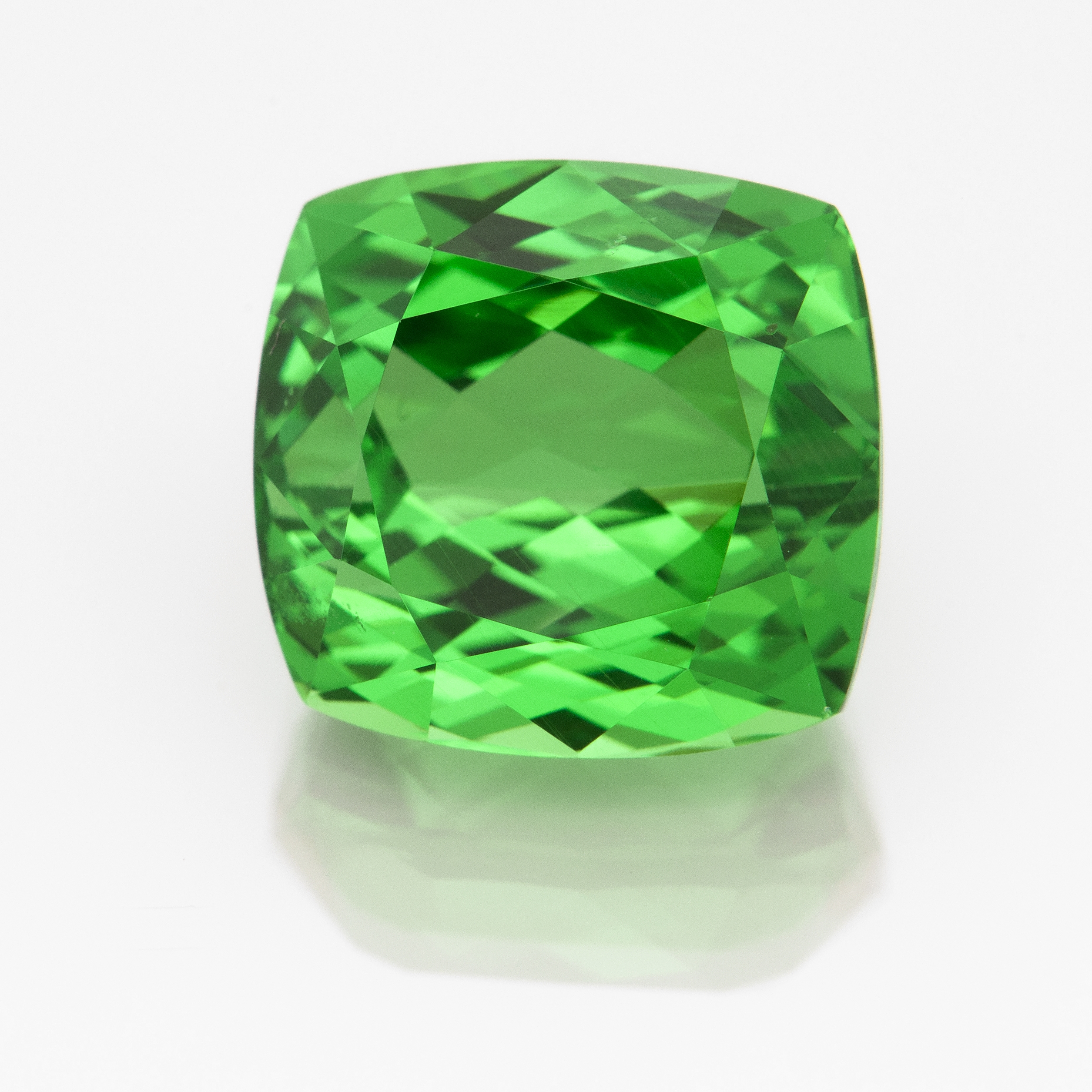 I16d 436 Tsavo 9 9x8 9 Cush 5 07cts AASX