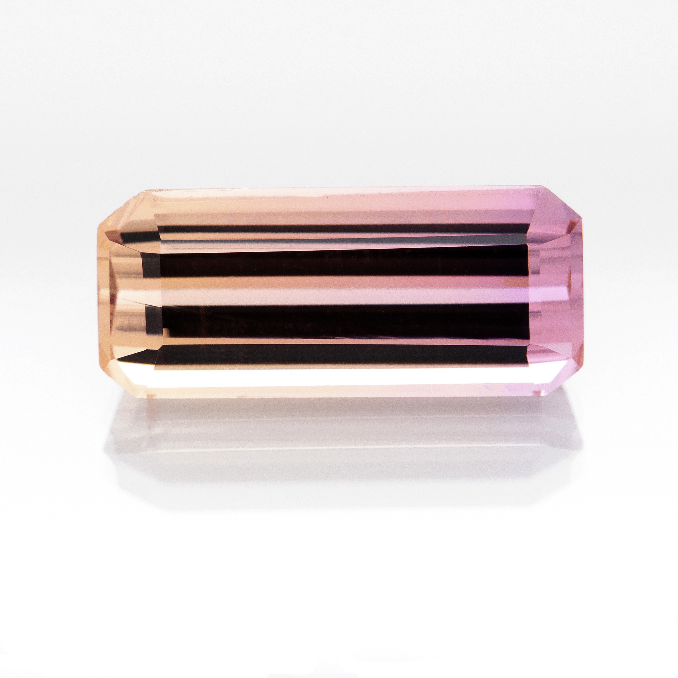 M124 014 Bi Color Topaz 10x4 5 EC 1 73cts AIA