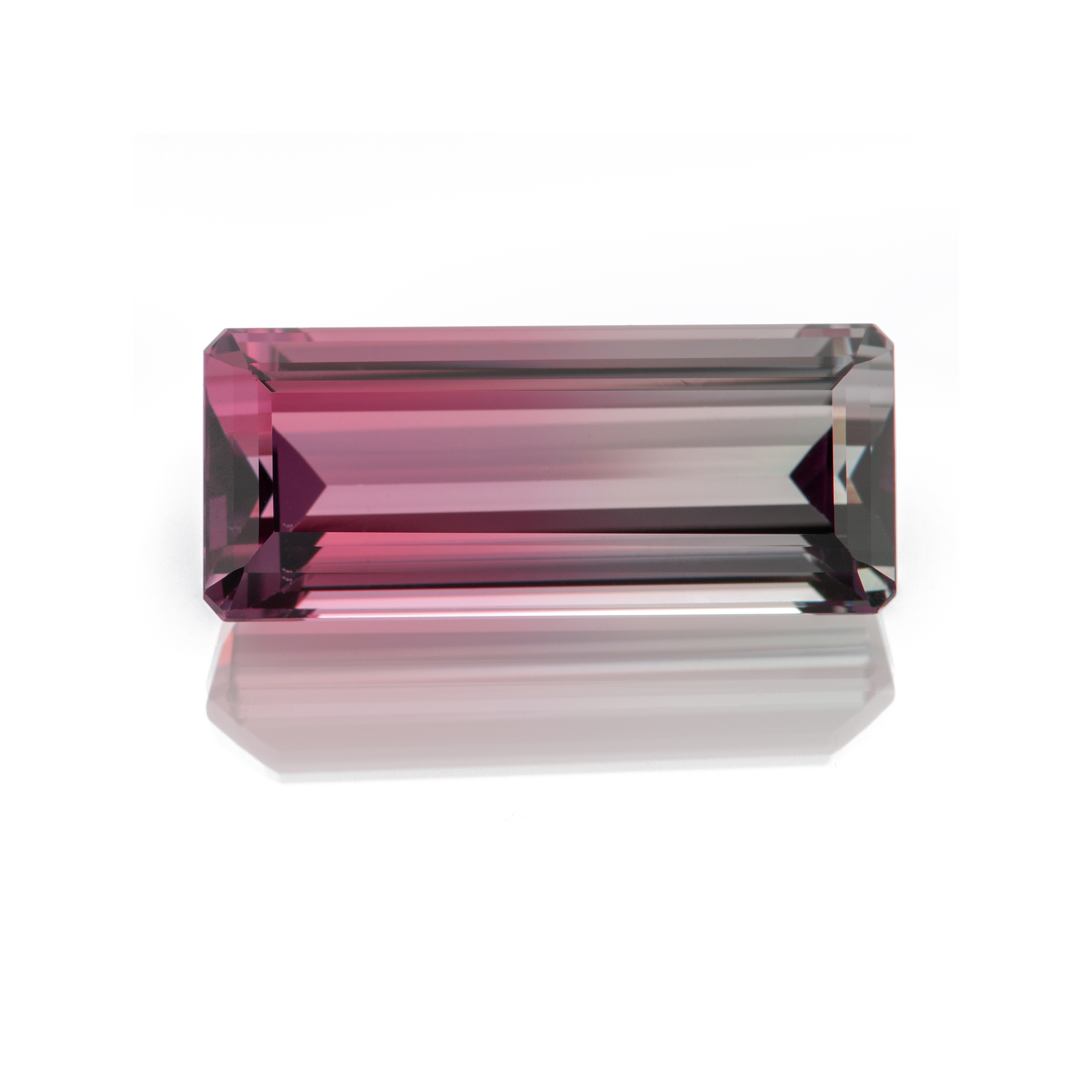 M124 024 Bi Color Tourmaline 19 5x8 EC 10 26cts UNA